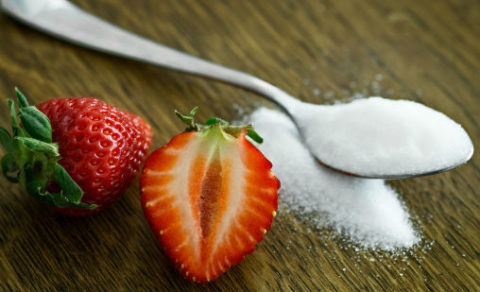 Does sugar & artificial sweeteners increase your risk of cancer?